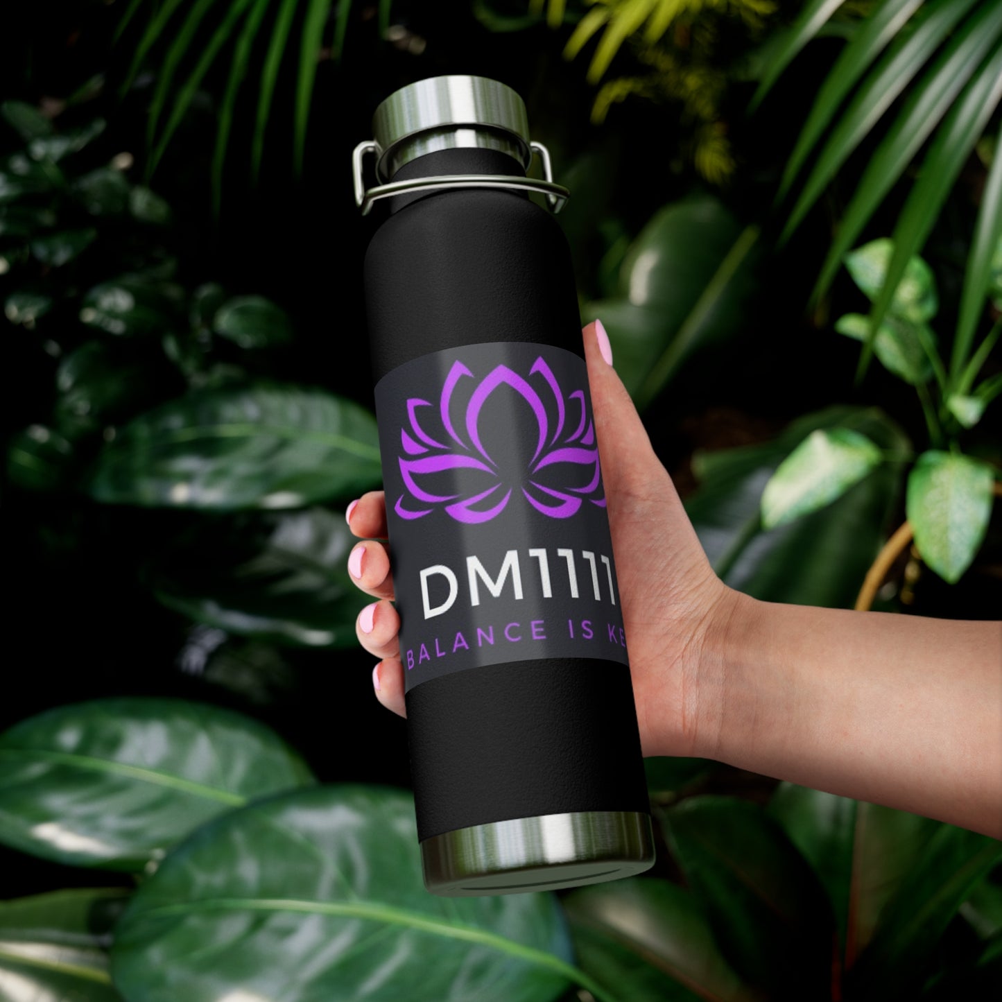 DM1111 Copper Vacuum Insulated Bottle, 22oz