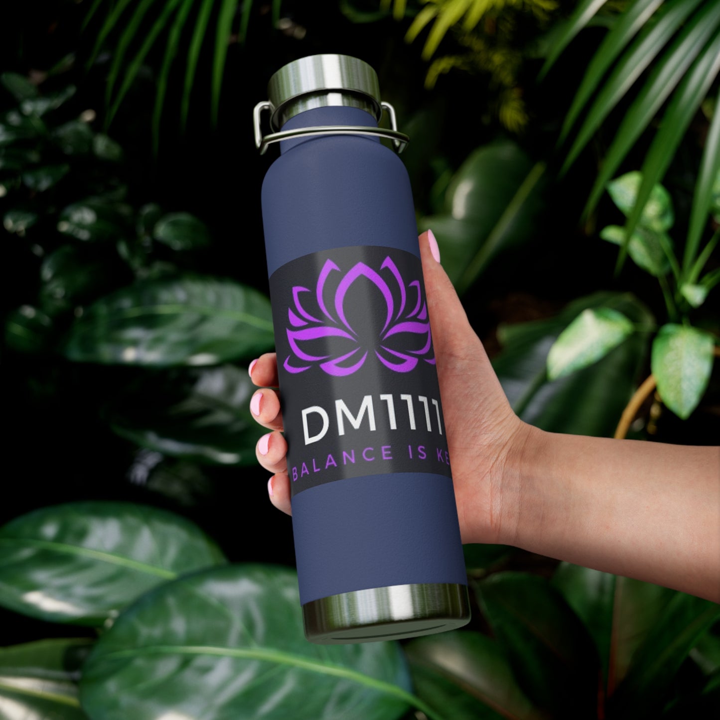 DM1111 Copper Vacuum Insulated Bottle, 22oz